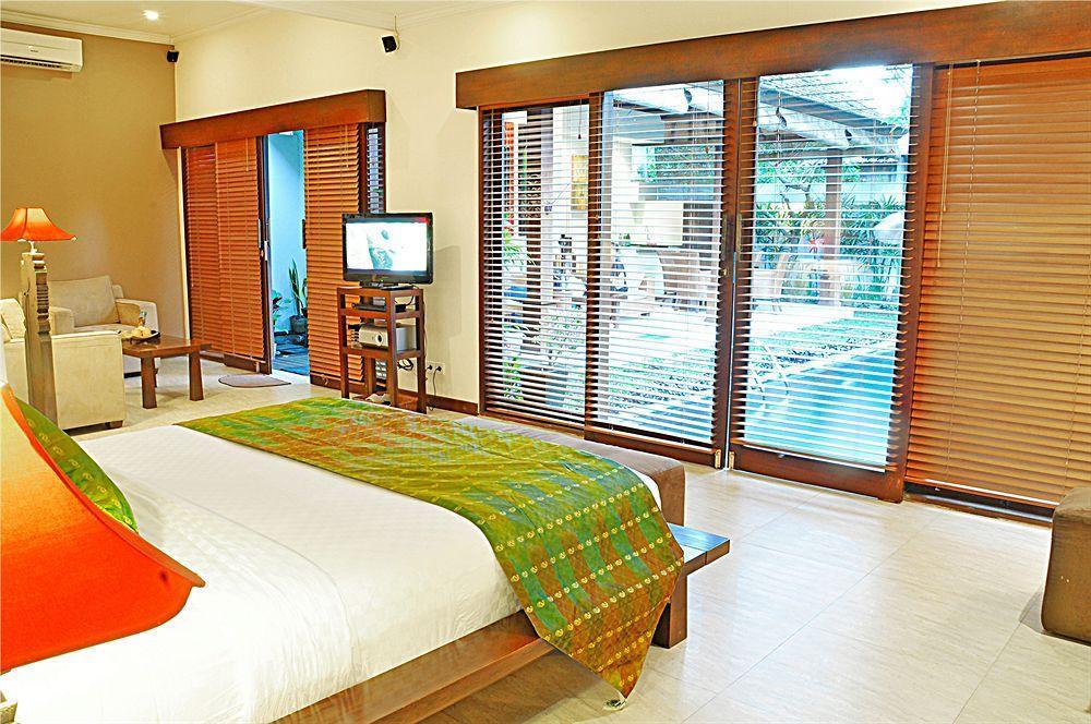 Villa Tulip Sanur Exterior foto